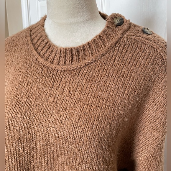 J. Crew Alpaca Blend Tan Button Shoulder Sweater Medium - Picture 2 of 7